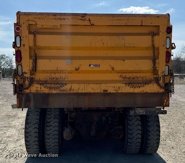 image for item DT0730 2000 Sterling LT9500 dump truck