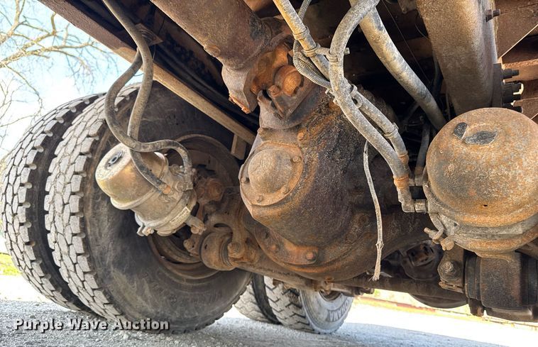 image for item DT0730 2000 Sterling LT9500 dump truck