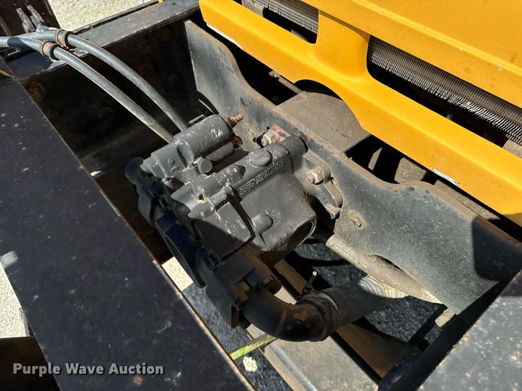 image for item DT0730 2000 Sterling LT9500 dump truck