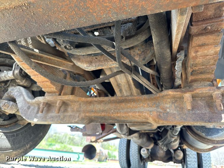 image for item DT0730 2000 Sterling LT9500 dump truck