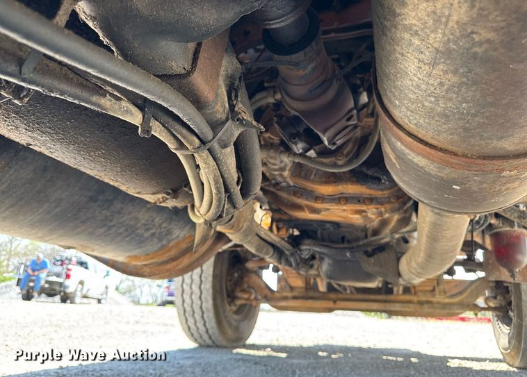 image for item DT0730 2000 Sterling LT9500 dump truck