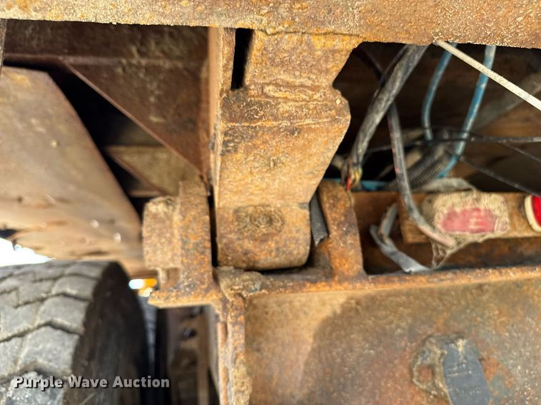 image for item DT0730 2000 Sterling LT9500 dump truck