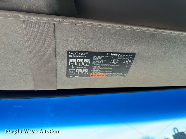 image for item DT0730 2000 Sterling LT9500 dump truck