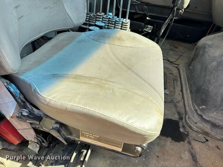 image for item DT0730 2000 Sterling LT9500 dump truck