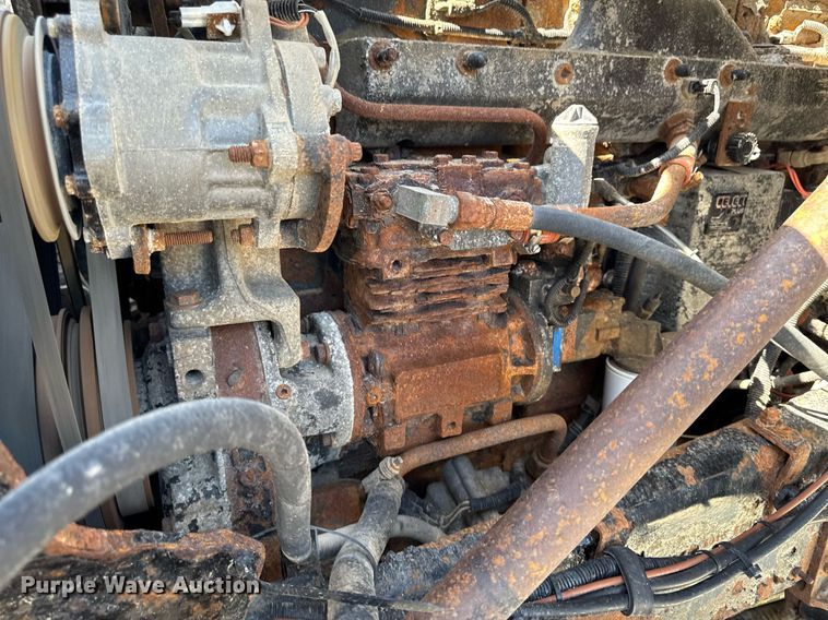 image for item DT0730 2000 Sterling LT9500 dump truck