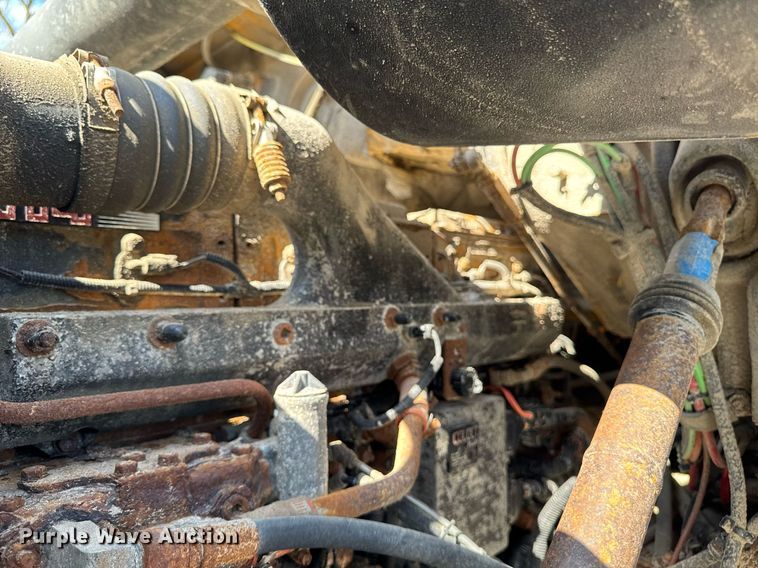 image for item DT0730 2000 Sterling LT9500 dump truck