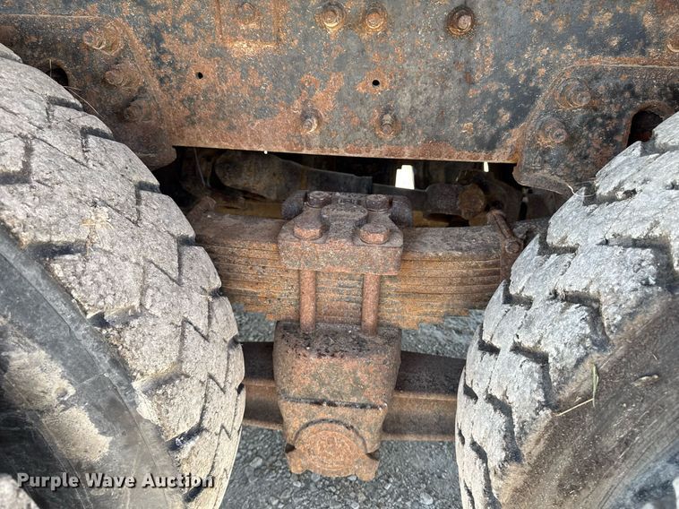 image for item DT0730 2000 Sterling LT9500 dump truck