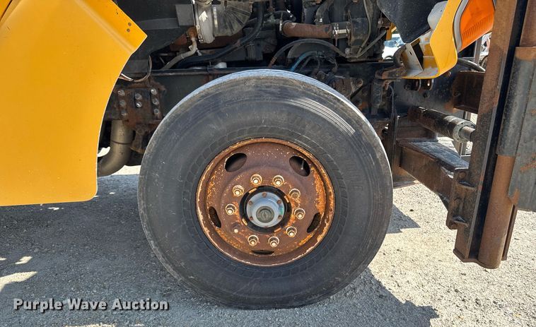 image for item DT0730 2000 Sterling LT9500 dump truck