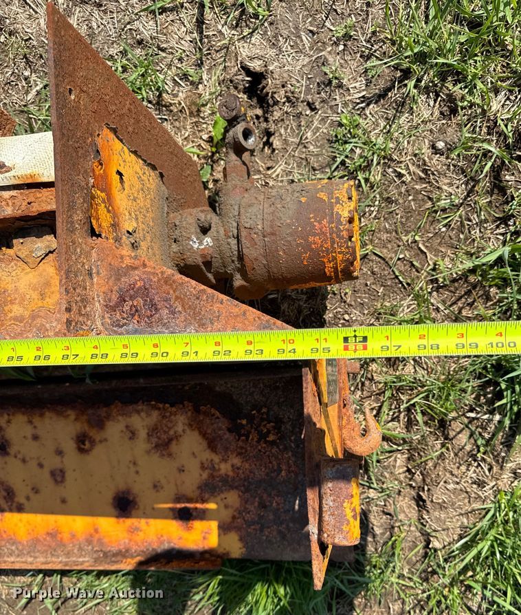 image for item DT0730 2000 Sterling LT9500 dump truck