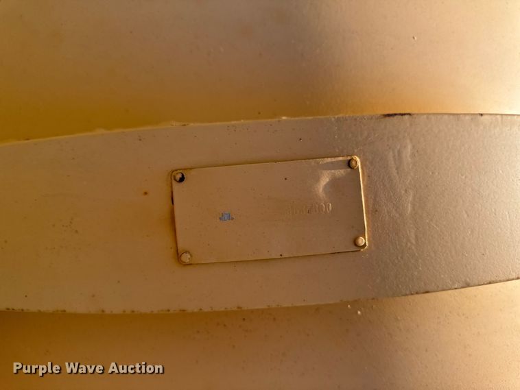 image for item DT0730 2000 Sterling LT9500 dump truck