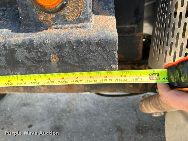 image for item DT0731 1998 Mack RD688S dump truck