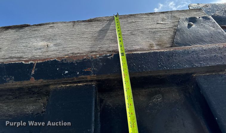 image for item DT0731 1998 Mack RD688S dump truck