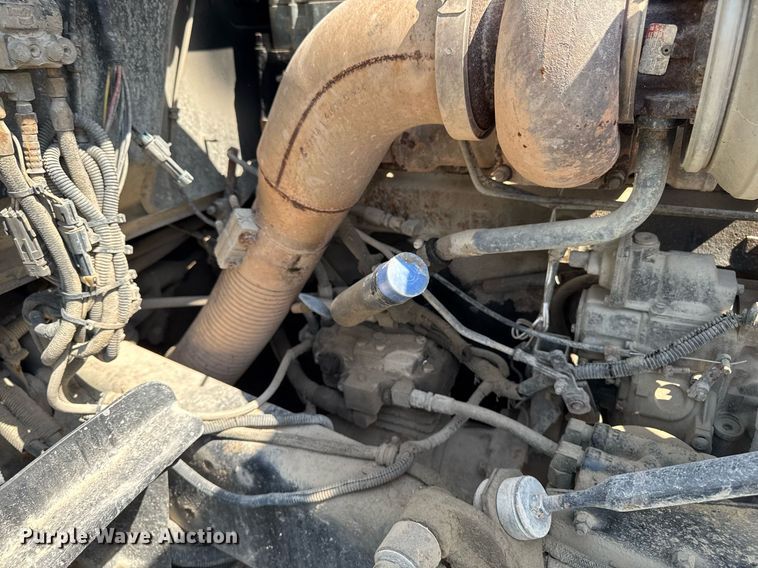 image for item DT0731 1998 Mack RD688S dump truck