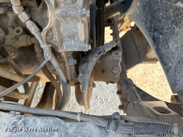 image for item DT0731 1998 Mack RD688S dump truck