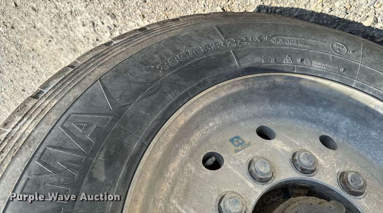 image for item DT0731 1998 Mack RD688S dump truck