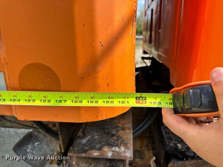 image for item DT0732 2001 Sterling LT9500 dump truck