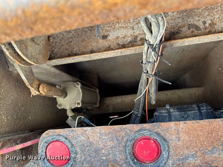 image for item DT0732 2001 Sterling LT9500 dump truck