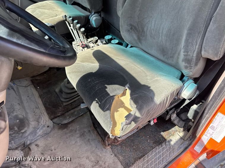 image for item DT0732 2001 Sterling LT9500 dump truck