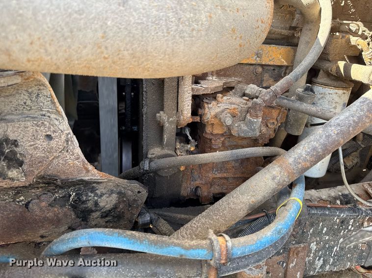 image for item DT0732 2001 Sterling LT9500 dump truck