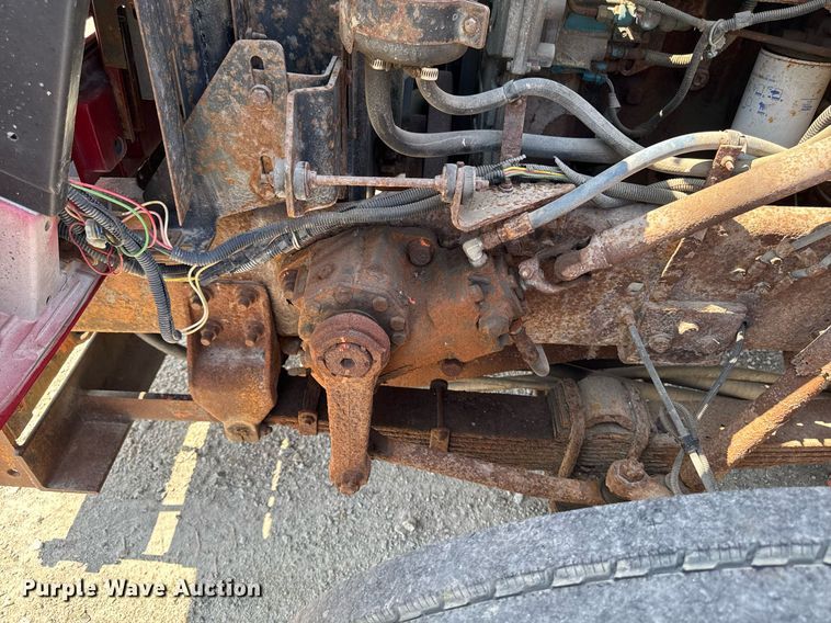 image for item DT0733 2000 International 4700 dump truck