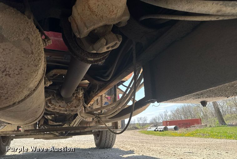 image for item DT0734 1999 Mack RD688S dump truck