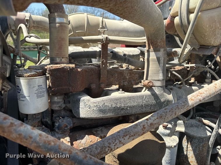 image for item DT0734 1999 Mack RD688S dump truck