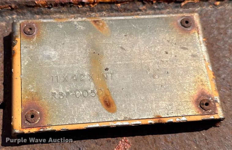 image for item DT0734 1999 Mack RD688S dump truck