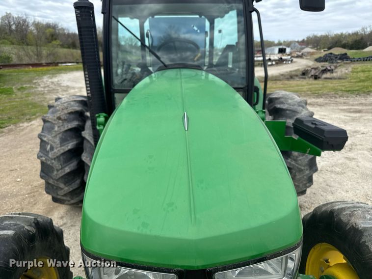 image for item DT0735 2017 John Deere 5100E MFWD tractor