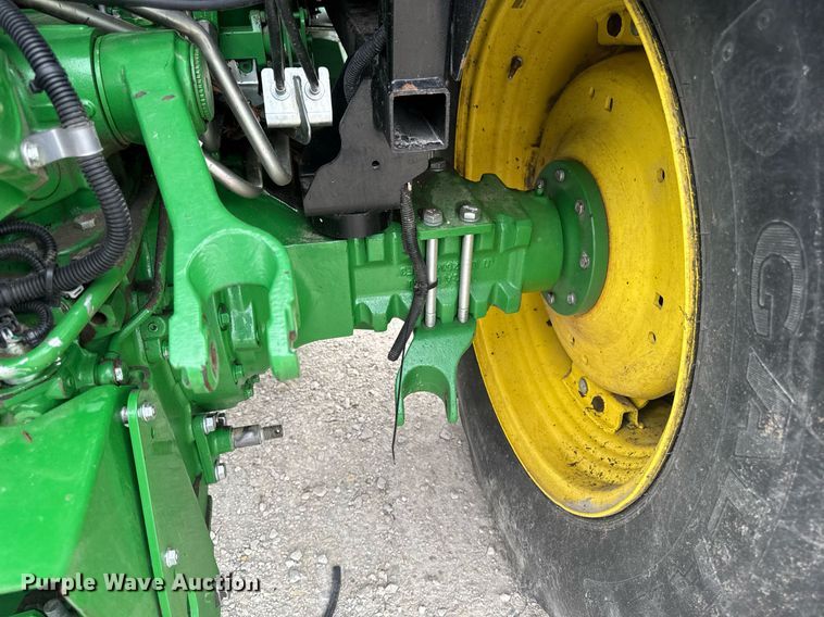 image for item DT0735 2017 John Deere 5100E MFWD tractor