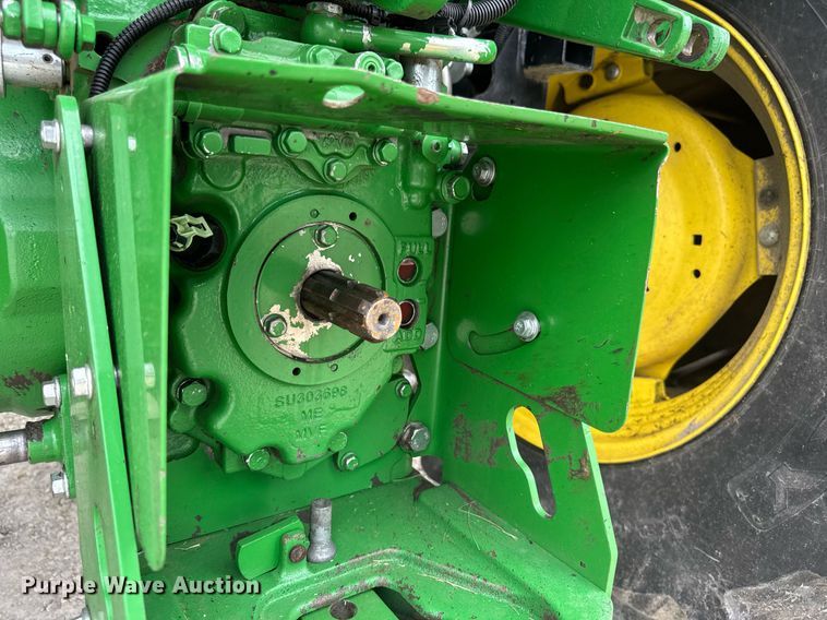 image for item DT0735 2017 John Deere 5100E MFWD tractor