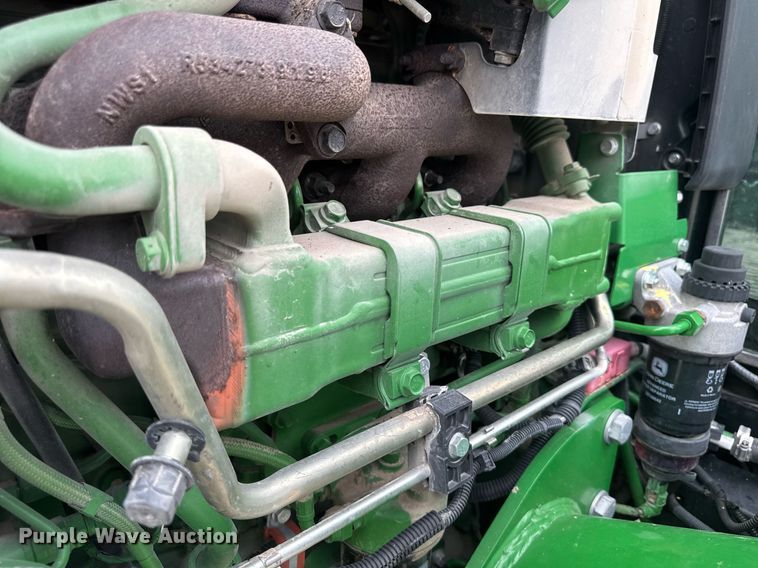 image for item DT0735 2017 John Deere 5100E MFWD tractor