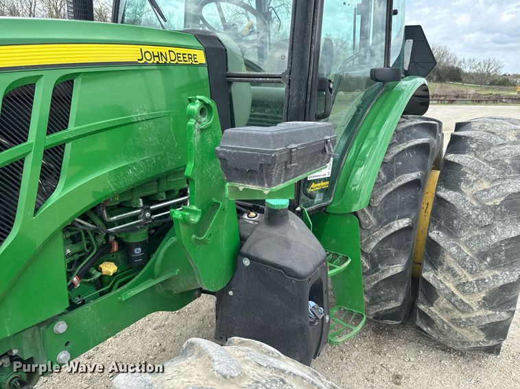 image for item DT0736 2017 John Deere 5100E MFWD tractor