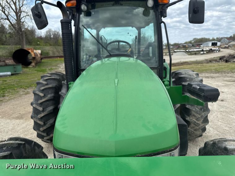 image for item DT0736 2017 John Deere 5100E MFWD tractor