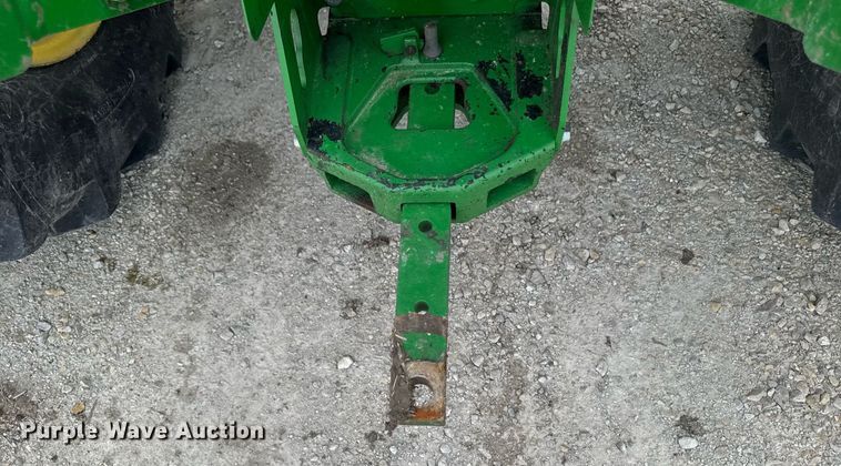 image for item DT0736 2017 John Deere 5100E MFWD tractor