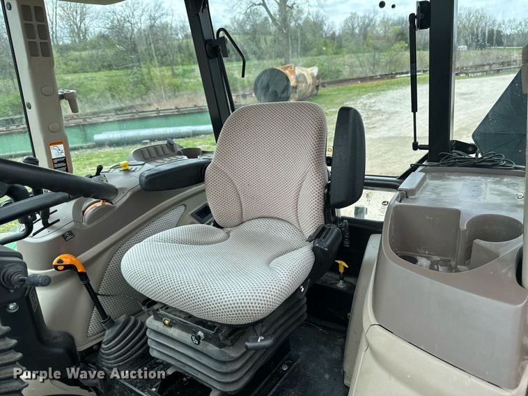 image for item DT0736 2017 John Deere 5100E MFWD tractor