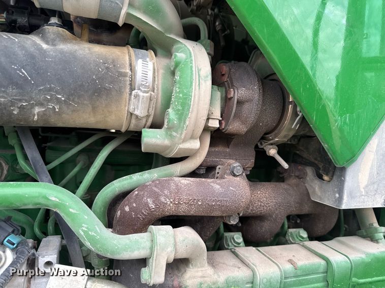 image for item DT0736 2017 John Deere 5100E MFWD tractor