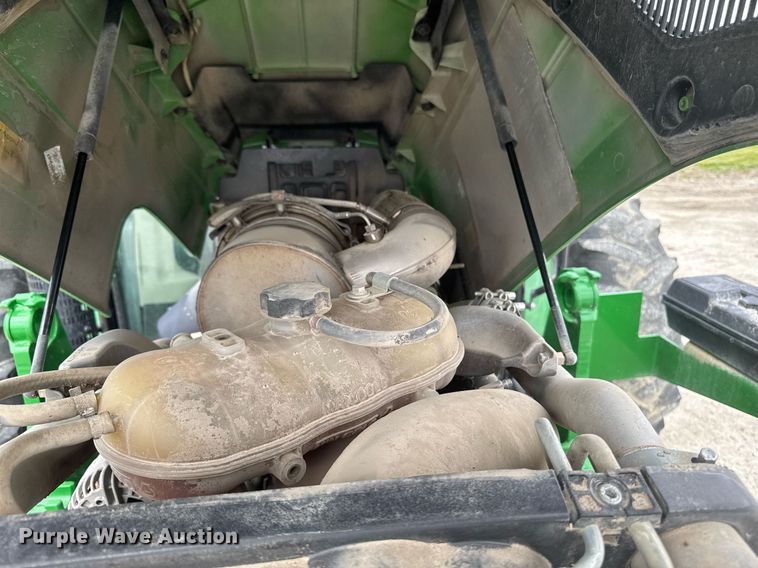 image for item DT0736 2017 John Deere 5100E MFWD tractor