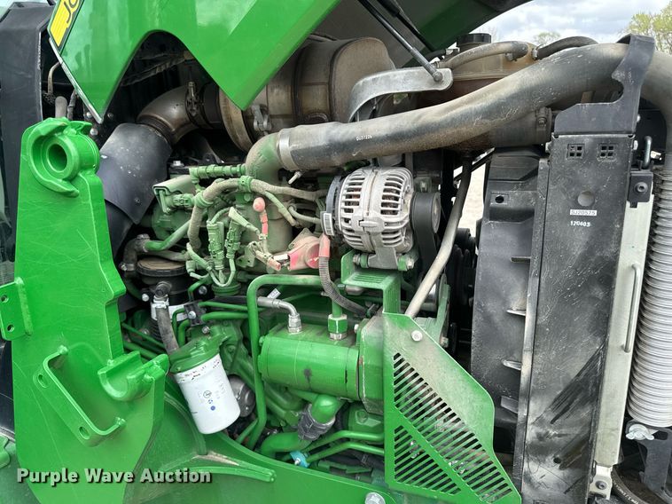 image for item DT0736 2017 John Deere 5100E MFWD tractor