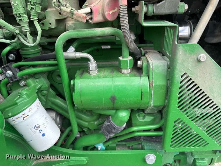 image for item DT0736 2017 John Deere 5100E MFWD tractor