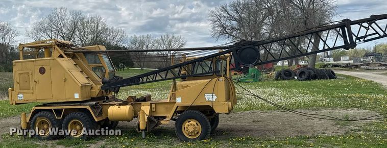 image for item DT0737 1982 Little Giant 48 crane