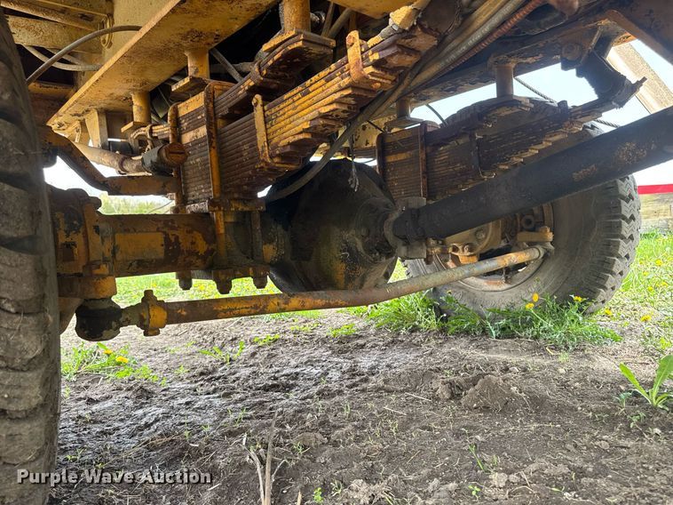 image for item DT0737 1982 Little Giant 48 crane