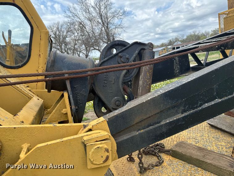 image for item DT0737 1982 Little Giant 48 crane