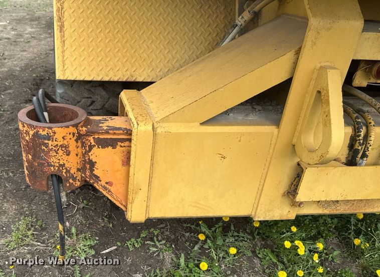 image for item DT0737 1982 Little Giant 48 crane