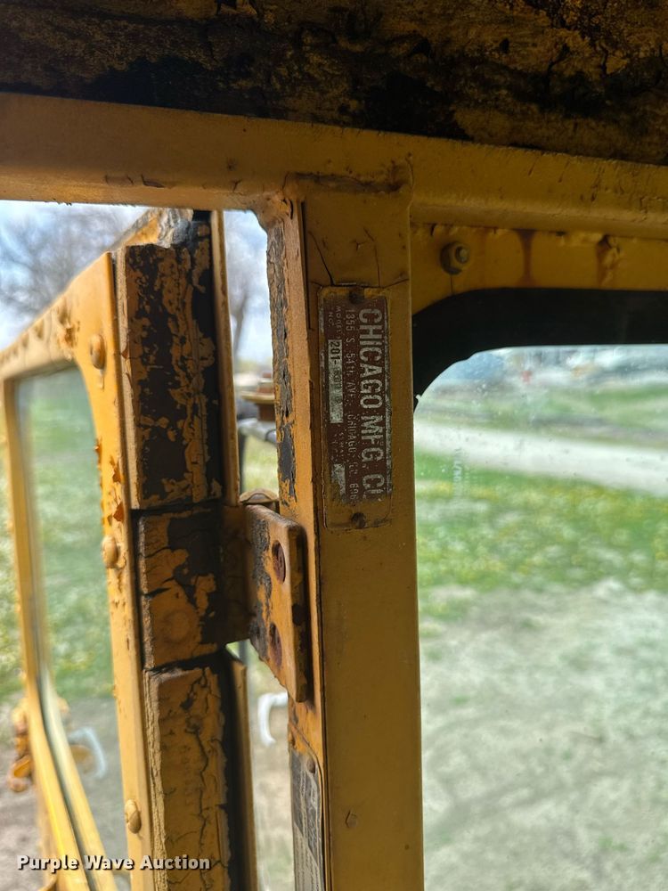 image for item DT0737 1982 Little Giant 48 crane