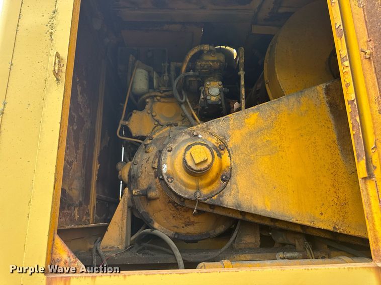 image for item DT0737 1982 Little Giant 48 crane