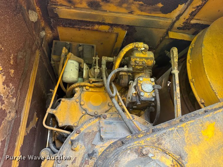 image for item DT0737 1982 Little Giant 48 crane