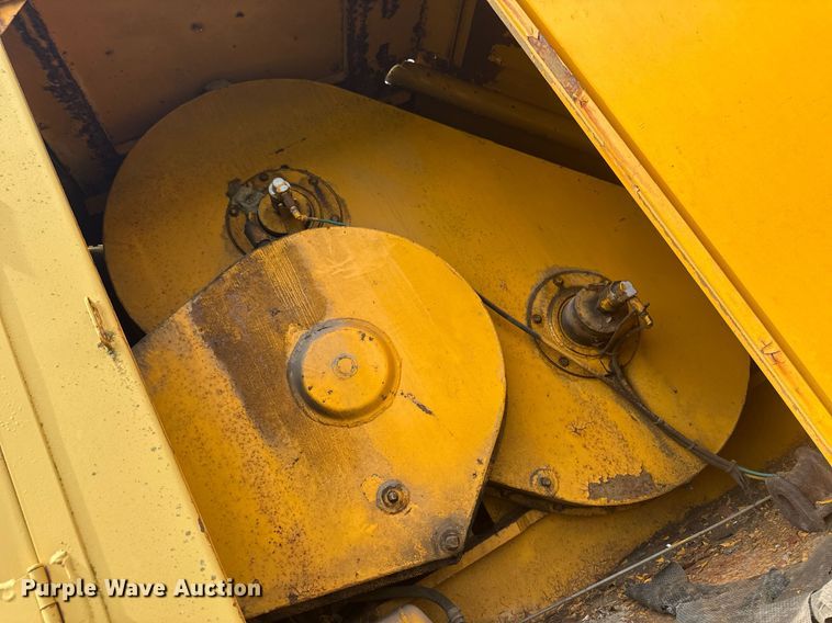 image for item DT0737 1982 Little Giant 48 crane