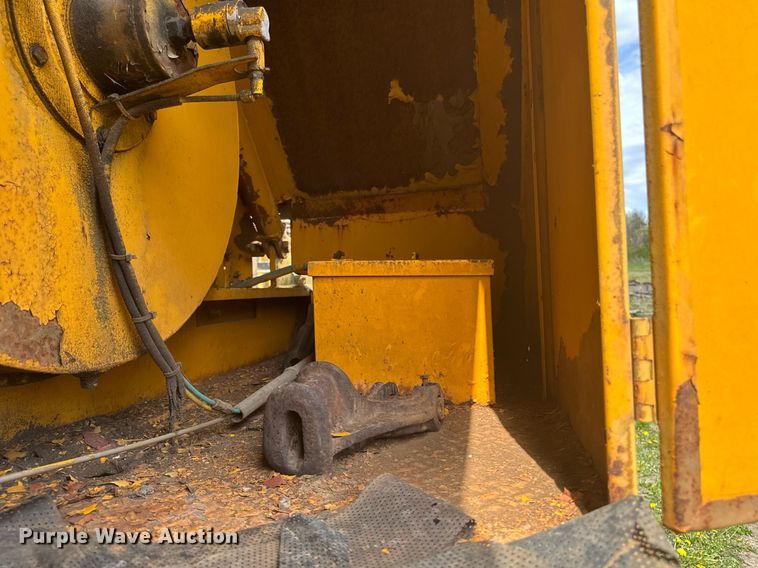 image for item DT0737 1982 Little Giant 48 crane