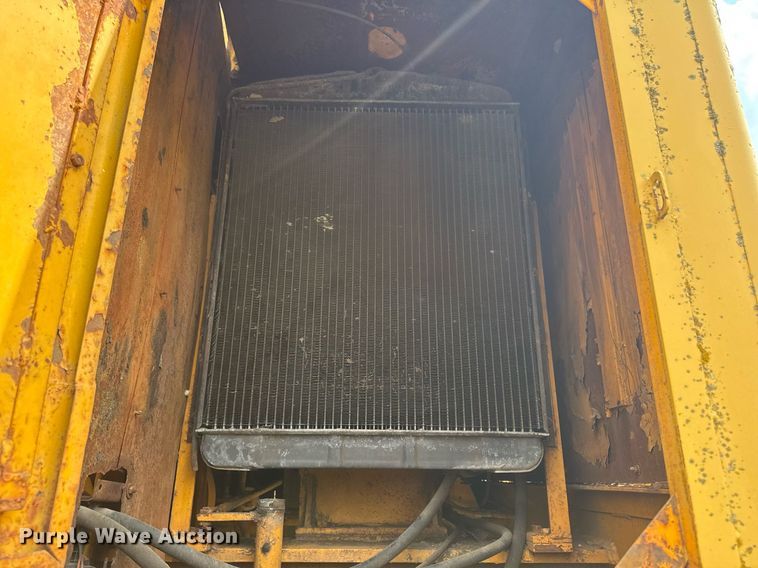 image for item DT0737 1982 Little Giant 48 crane