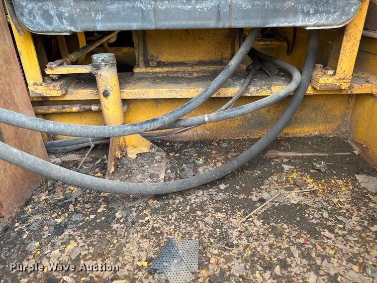 image for item DT0737 1982 Little Giant 48 crane